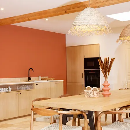Le Domaine De Soani - Piscine Interieure, Jacuzzis & Sauna Adult Only Apartment Saint-Évarzec